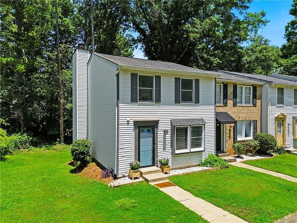 1st image of 1943 Hamilton Pl SE