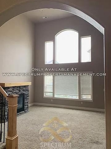 4074 W Cypress — Photo 6