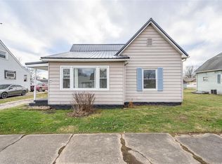 659 E St NE, Linton, IN 47441