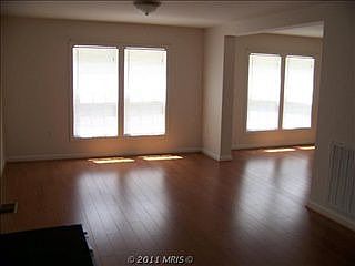 5th image of 8437 Engleman Ln