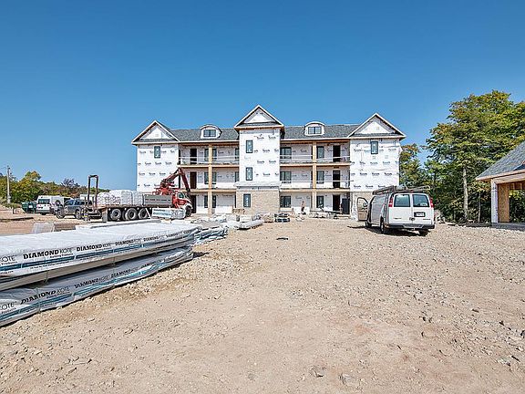 4th image of 10612 Shore View Pl #201