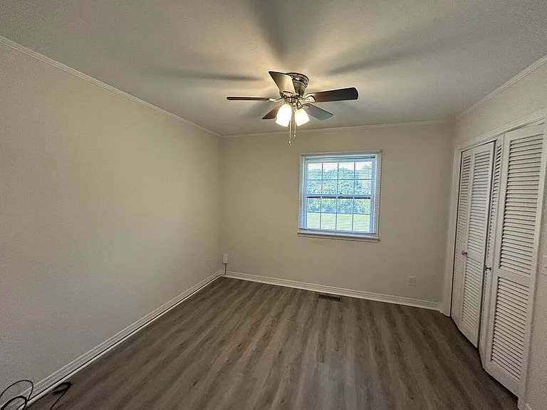 660 Fairground St — Photo 10