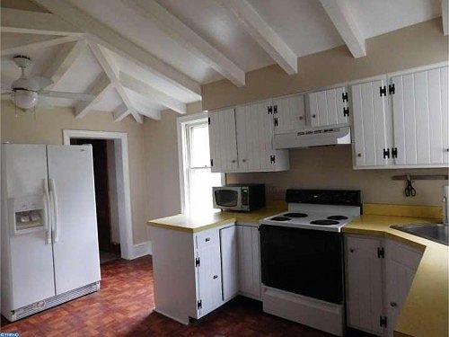5th image of 326 Washington Ave