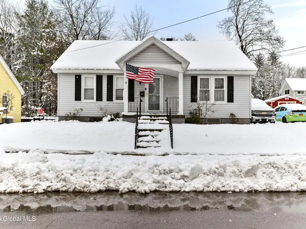 8 Clyde Street, Gloversville, NY 12078