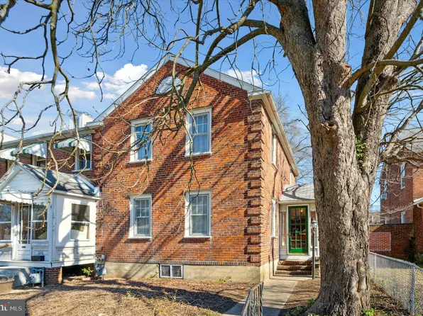 644 Saude Ave, Essington, PA 19029