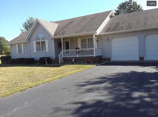 64 Mapleleaf Lake Ln, Utica, KY 42376