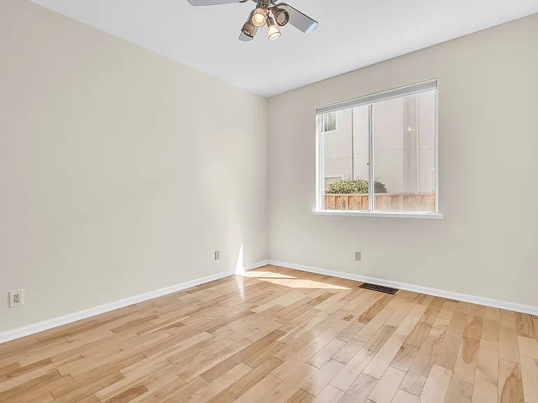 2317 Wayfarer Dr — Photo 29