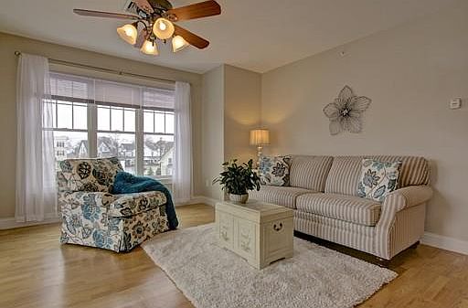 3rd image of 15 Summer St Unit 309