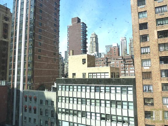 5th image of 4 Park Ave APT 10A