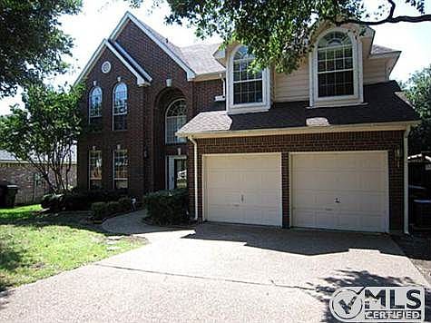 1st image of 6760 Burr Oak Dr
