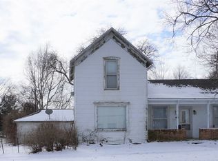 908 Roosevelt Rd, Walkerton, IN 46574