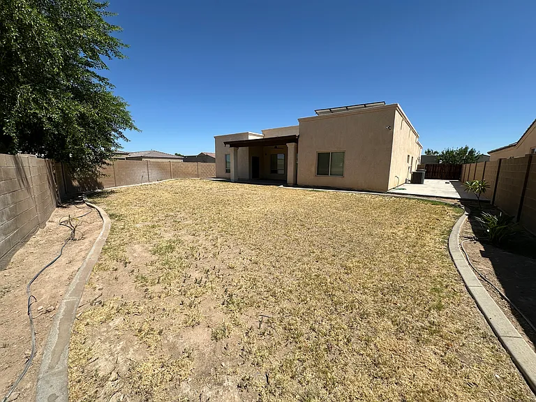 5688 E 39th Pl — Photo 23