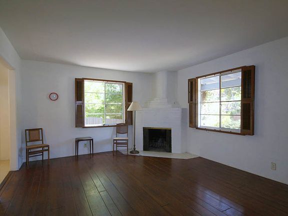 5th image of 3294 Kelton Ave