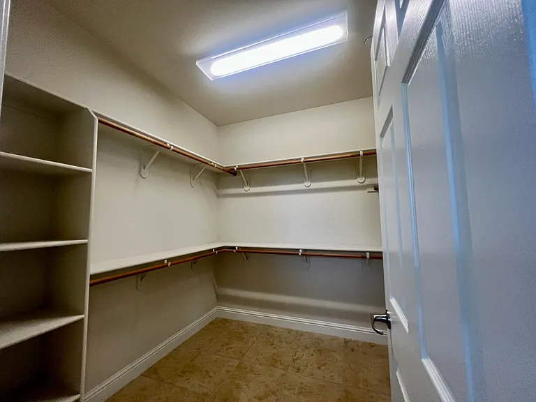 2439 Rockbrook Ln — Photo 12