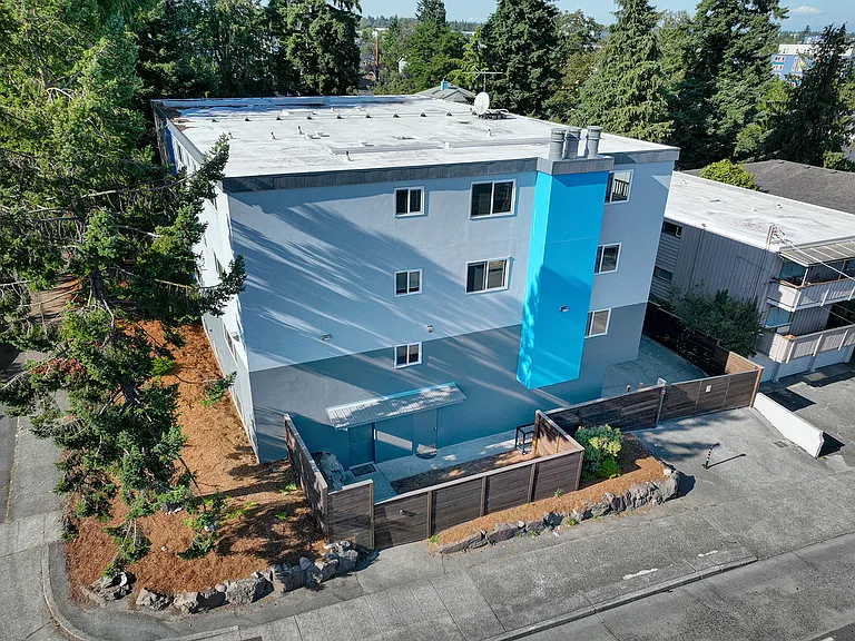 8500 Linden Ave N #B2 — Photo 13