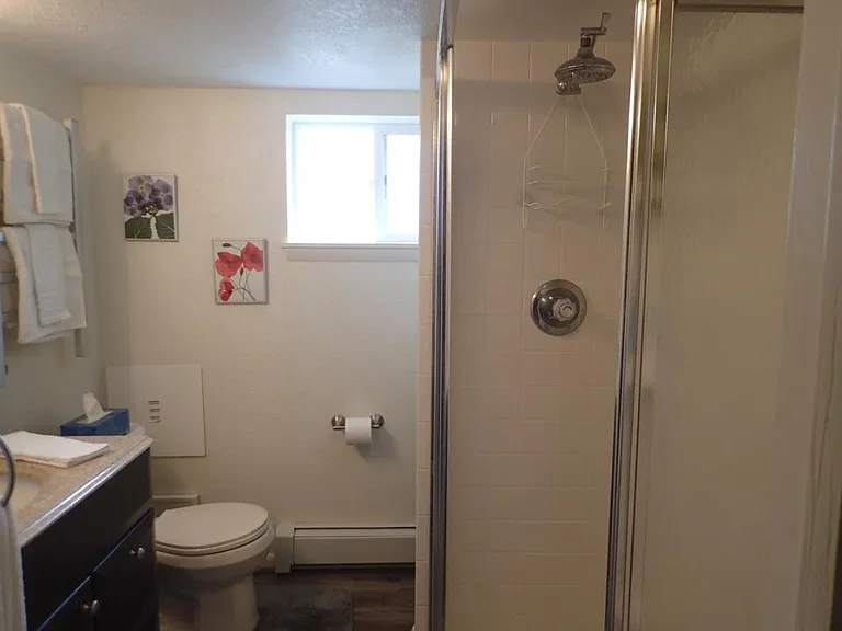 1305 E Kearney St — Photo 9