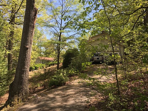 2nd image of 106 Braehead Dr