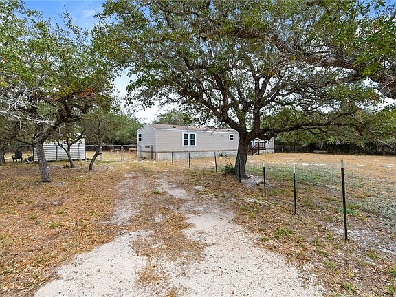 2nd image of 2234 Kirby Rd