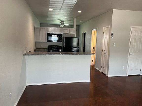 4th image of 215 Price Ln #11
