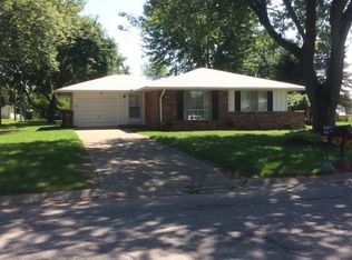 1007 W 2nd St, Ligonier, IN 46767