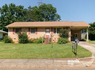 413 Dora St, Griffin, GA 30223