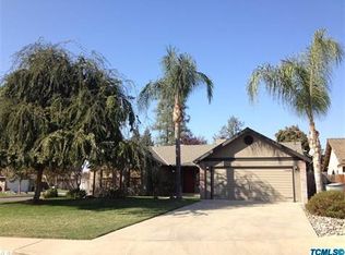 809 N Parkwood Ct, Visalia, CA 93291
