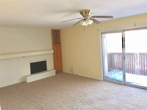 3rd image of 5921 Robinson Ln