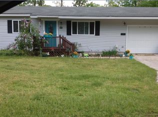 1866 Oak Dr, Traverse City, MI 49686