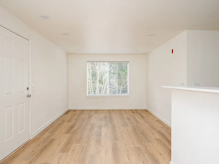 Glen Ridge Apartments — Photo 54
