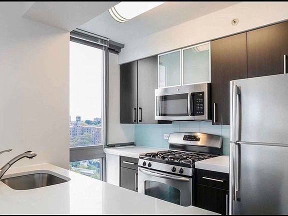 2nd image of 160 Water St #809