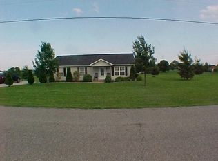 62 Kelly Dr, Taylorsville, KY 40071