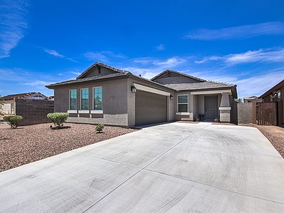 2nd image of 816 W Jardin Dr