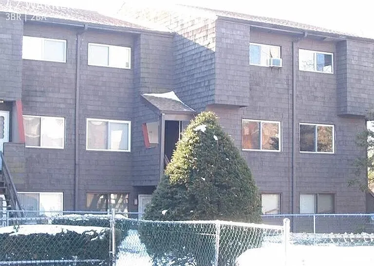 42 Warner St #B14 — Photo 3