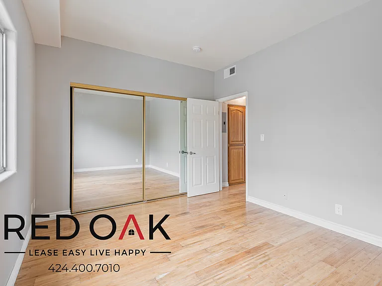 2463 Sawtelle Blvd #202 — Photo 15