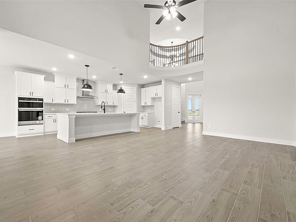 3rd image of 5606 Sandcastle Ridge Dr
