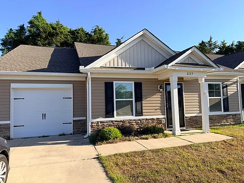 2177 Stillpointe Dr Photo 1