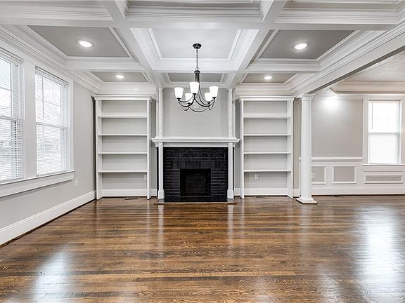 5th image of 618 N 37th St