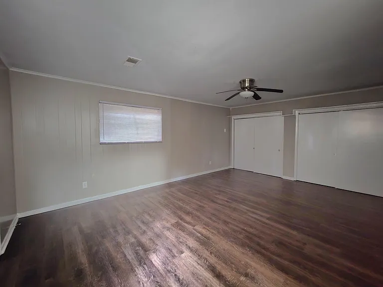 1706 Echles St — Photo 18