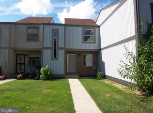 4 Helmsman Ct, Baltimore, MD 21221