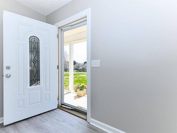 5th image of 4207 Fairside Dr