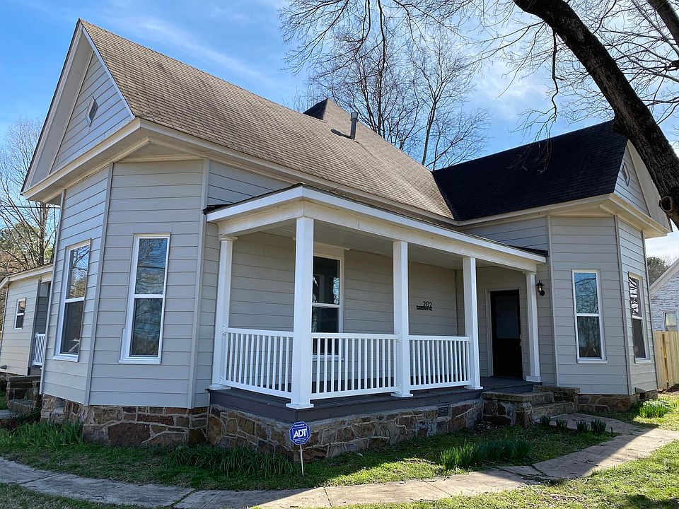 1st image of 202 Grandview Ave