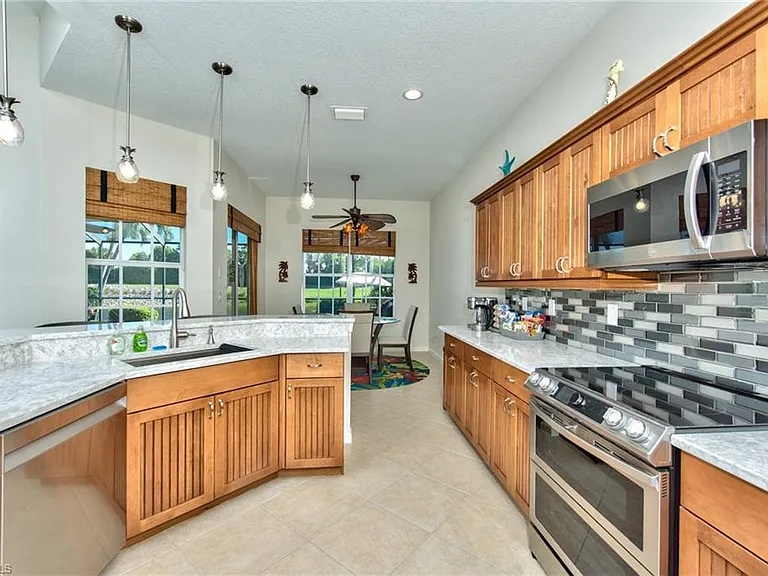 28533 Risorsa Pl — Photo 10