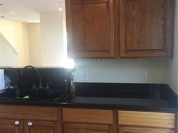 3rd image of 3412 Eagle Ave