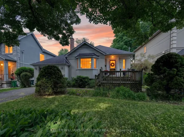 23 Ashbourne Dr, Toronto, ON M9B 4H1