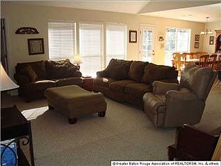 2nd image of 10032 Petersburg Dr