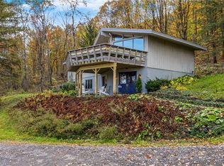 1786 Traverse Rd, Cortland, NY 13045