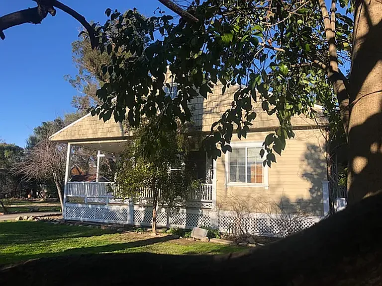 627 & 663 Rose Ave — Photo 32