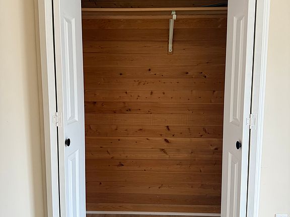 5th image of 108 Norton Ave APT 22