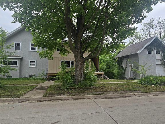 2nd image of 506 S 6th St