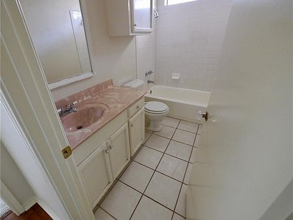 2nd image of 4502 Silver Hollow Dr